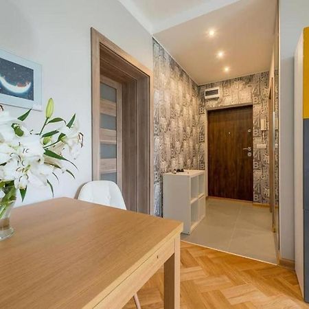 Modern And Cozy- Golden Apartments- Central location Warschau Exterior foto