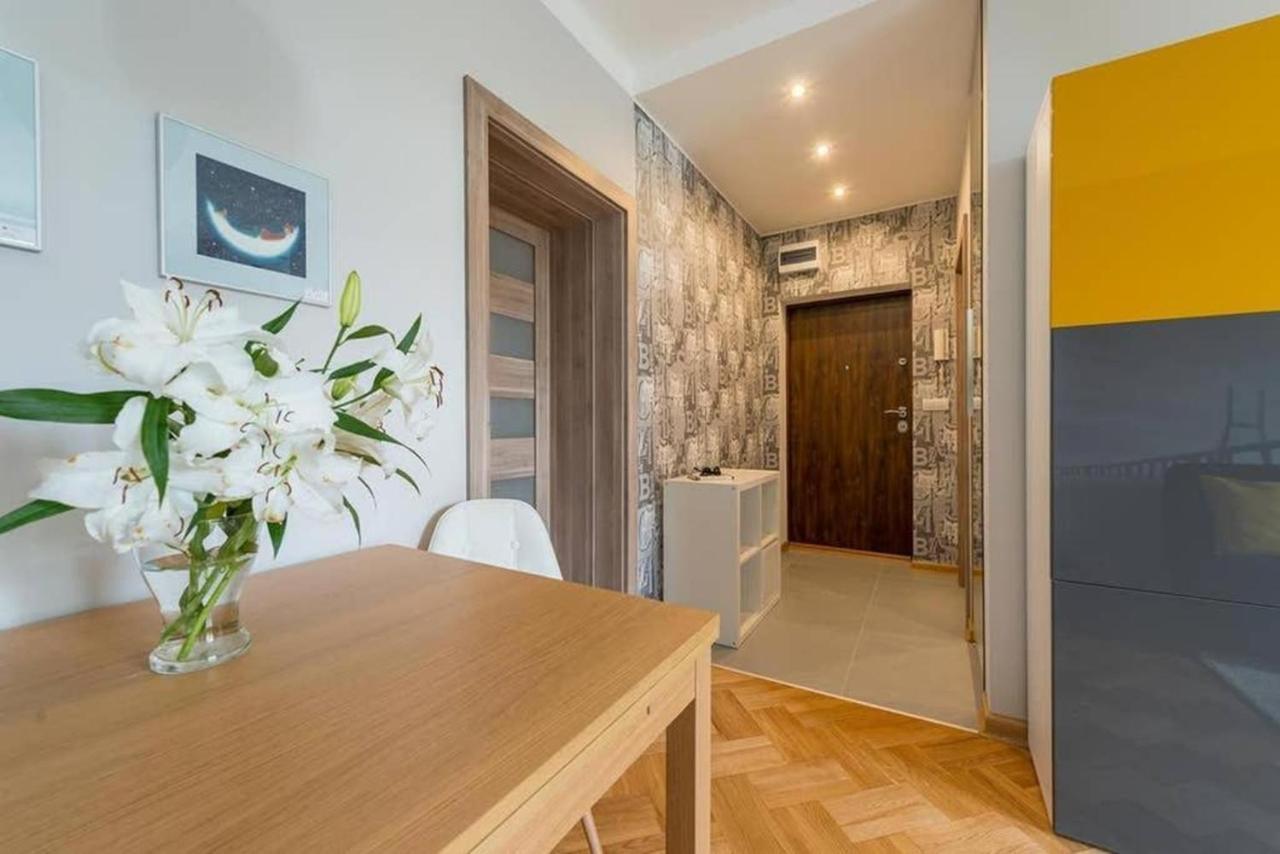 Modern And Cozy- Golden Apartments- Central location Warschau Exterior foto